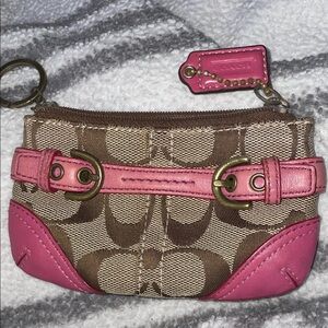 Coach Vintage Buckle Signature Canvas Wristlet with Pink Leather Trim EUC